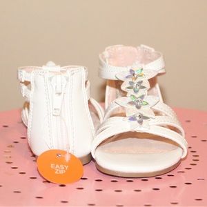 White Dress Sandal Shoes ! Great with a pretty dress!